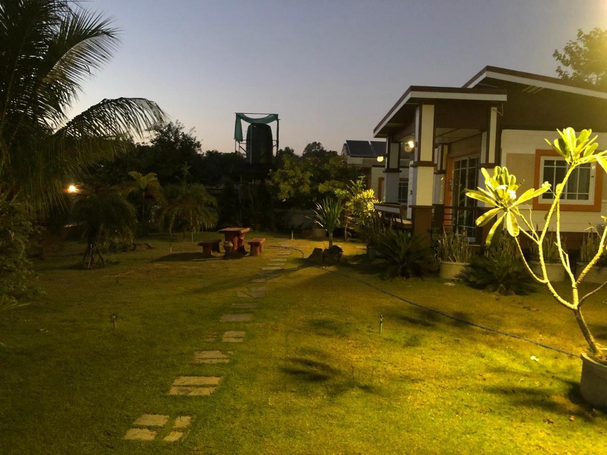 มุกดาสวรรค์ รีสอร์ท - Mukda Sawan Resort Mukdahan Exterior foto